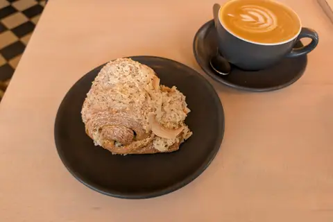 Love Bread & Co photo 2